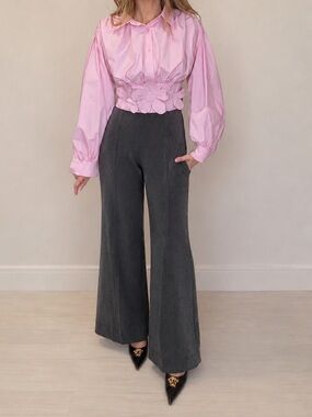 NWT, Soft Pink Boutique Floral Waist Blouse  | Size Small | Cropped